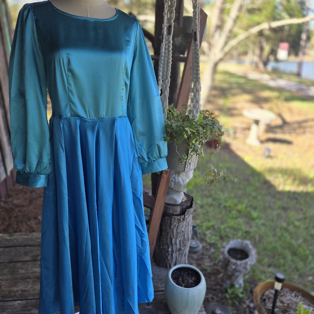 Sky And Turquoise Blue Colorblock Princess Maxi Dress Size Medium